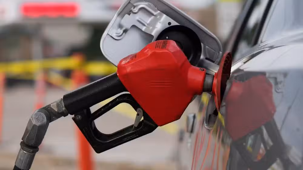 Petrol Prices Expected to Drop in Pakistan After Sharp Decline in Global Market
